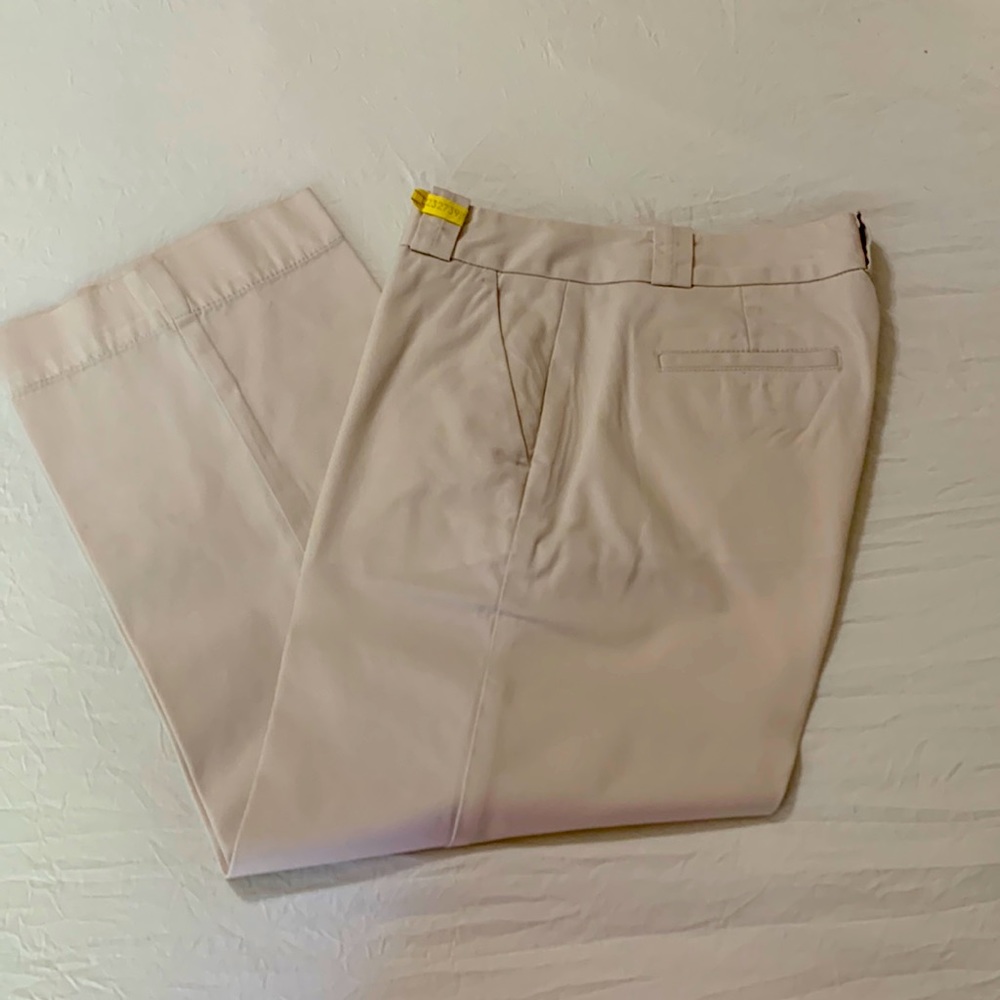 Ladies Gap Capris
